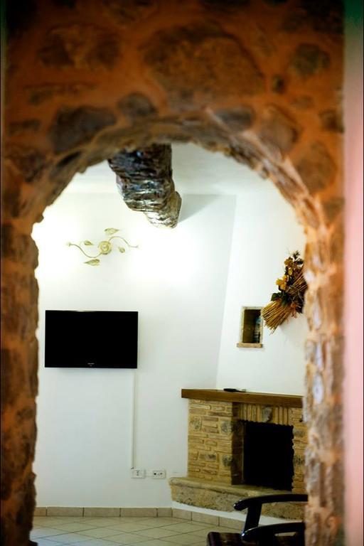 Bed And Breakfast Mblo Fondi Buitenkant foto